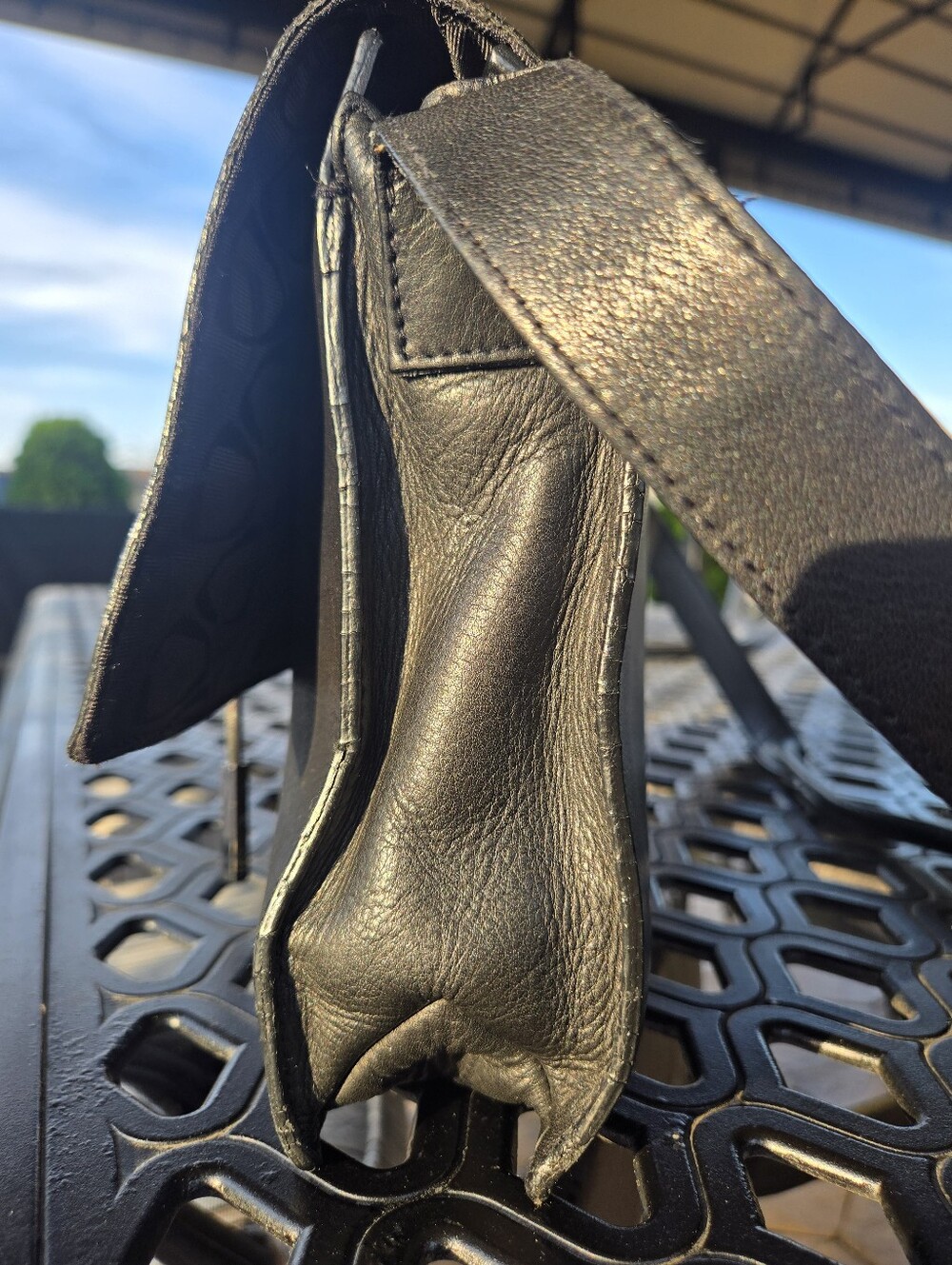 Vintage Liz Claiborne Black Leather Shoulder Bag - Picture 5 of 12